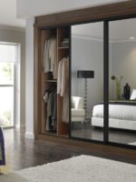 garde-robe-chambre-à-coucher Garde de robe d'une chambre à coucher